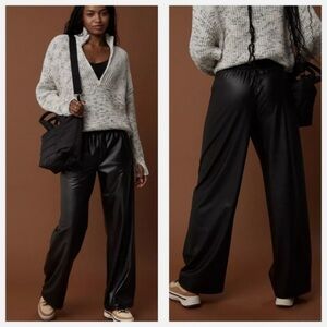 OFFLINE By Aerie NWT Real Luxe Faux Leather Wide Leg Pants Black Size Medium